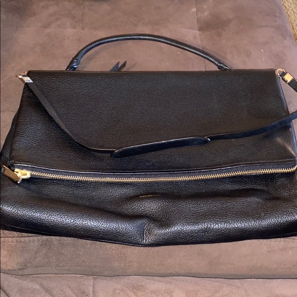 - Authentic leather Coach shoulder bag